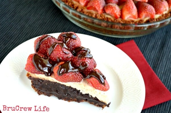 Banana Split Brownie Pie 