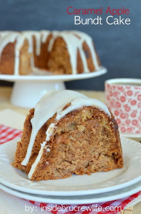 Caramel Apple Bundt Cake - apple and caramel bits make this one delicious spice cake for fall www.insidebrucrewlife.com