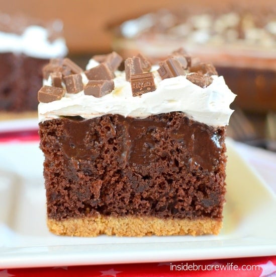Chocolate S'mores Pudding Cake - chocolate pudding and a fluffy marshmallow topping turn this cake into a summer time delight