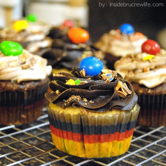 Peanut M&M Cupcakes | Inside BruCrew Life