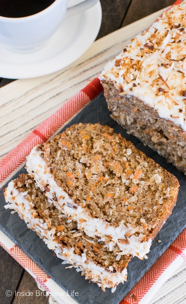 Carrot Coconut Bread - a soft sweet bread that tastes like eating cake for breakfast. Delicious recipe for brunch or breakfast! #sweetbread #carrotcake #coconut #carrot #easter