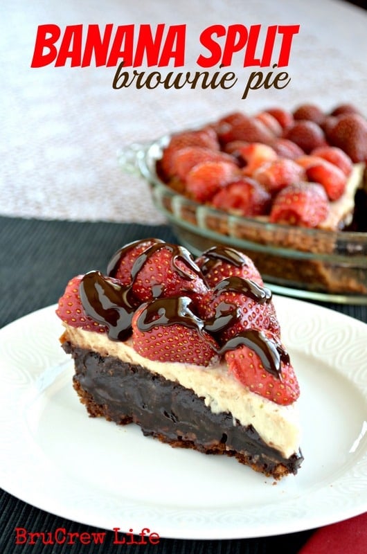 Banana Split Brownie Pie 