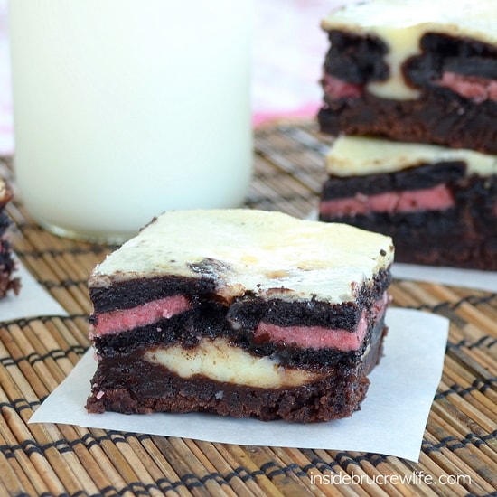 Neapolitan Cheesecake Brownies - this dessert is three layers of absolute perfection.