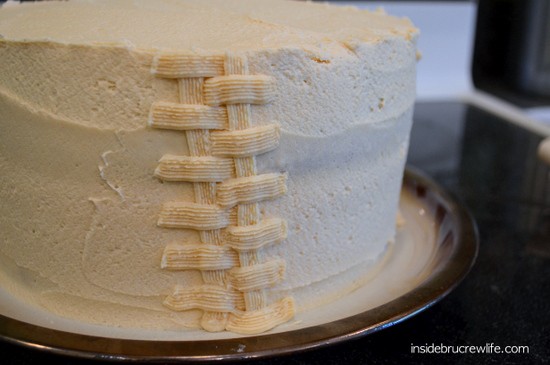 How to do frosting basket weave