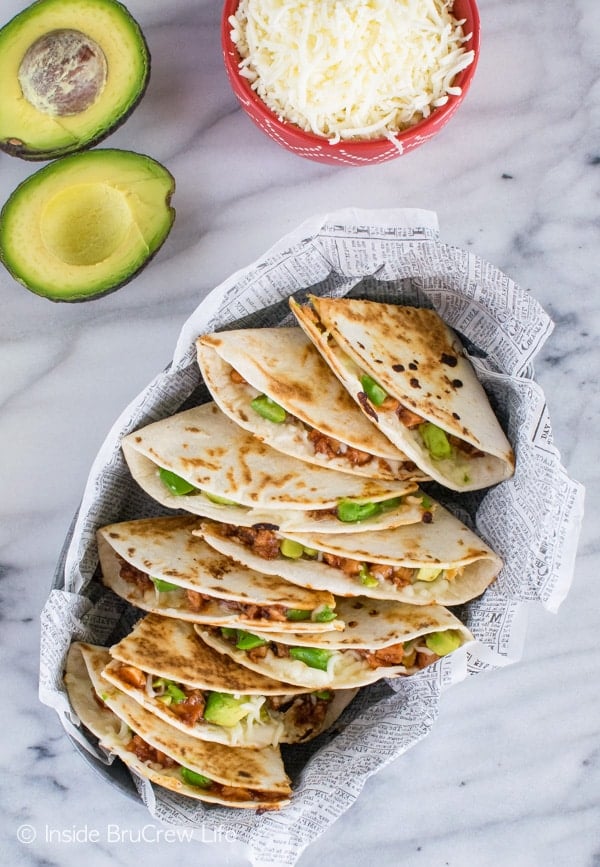 BBQ Chicken & Avocado Quesadillas - easy 5 ingredient dinner recipe. Great meal idea!