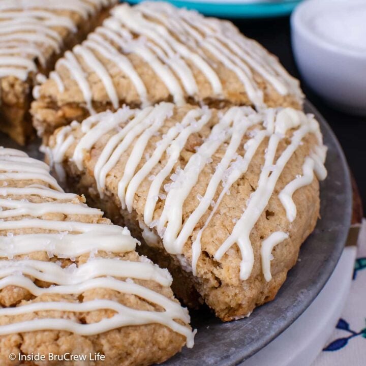 Caramel scones with white chocolate on a plate.