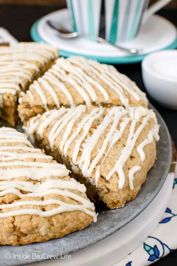 Salted Caramel White Chocolate Mocha Scones - these homemade scones are light and flakey and will melt in your mouth. Make this easy recipe for breakfast or brunch. #scones #homemade #saltedcaramel #whitechocolate #mocha #breakfast