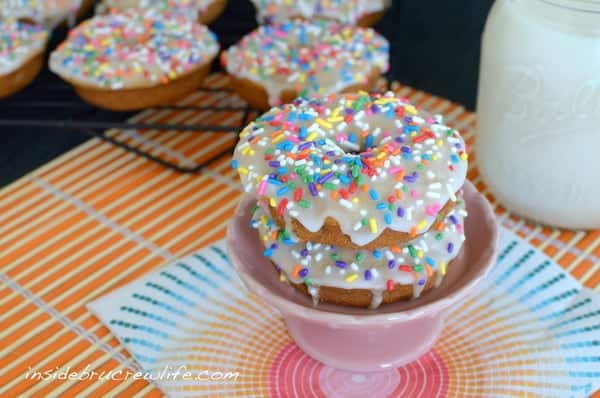 Mango Coconut Donuts - these easy baked donuts are loaded with fruit and yogurt. Great healthy snack for breakfast!