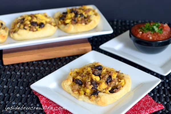 Taco Breakfast Squares - crescent rolls filled with scrambled eggs, taco meat, and beans makes a delicious breakfast. #tacos #Pillsbury