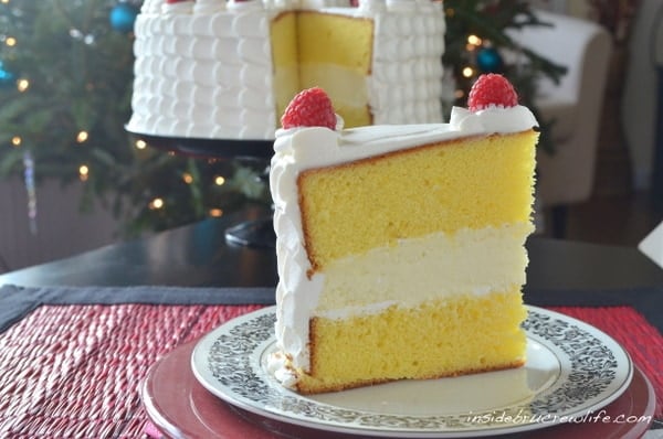 Lemon Cheesecake Cake