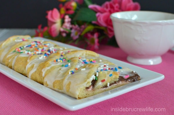 Strawberry Nutella Braid - flavored cream cheese and Nutella in a crescent roll makes a perfect breakfast treat http://www.insidebrucrewlife.com