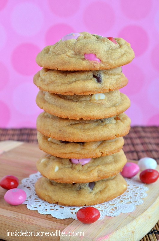 M&M Chocolate Pudding Cookies - Love Bakes Good Cakes