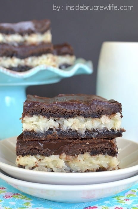 Chocolate Coconut Bars - these easy bars have a sweet coconut filling and chocolate glaze! Easy dessert recipe!