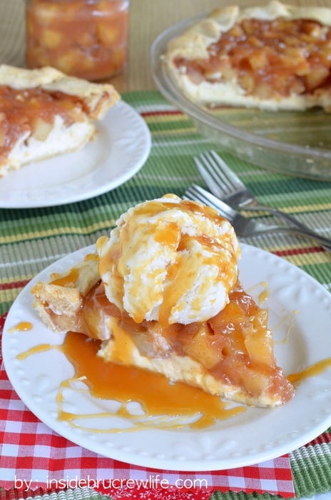 Cheesecake Apple Pie 2