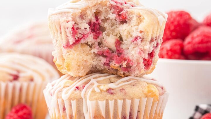 https://insidebrucrewlife.com/wp-content/uploads/2013/07/Raspberry-White-Chocolate-Muffins-42-1-720x405.jpg