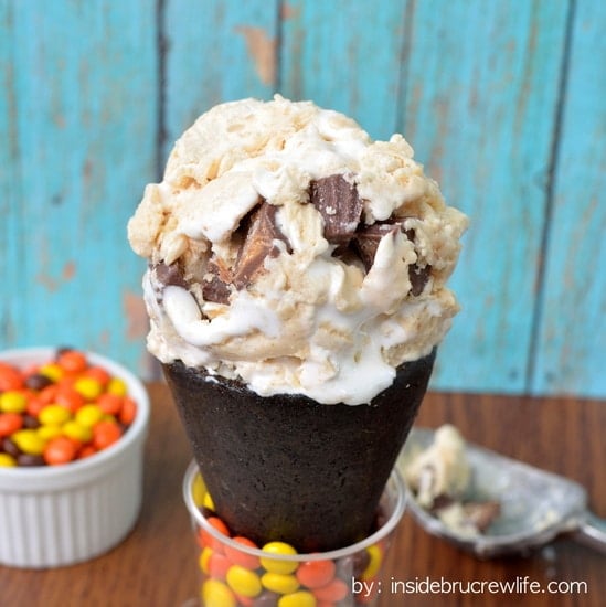 Reese's Fluffernutter Ice Cream | Inside BruCrew Life - no machine is needed for this creamy peanut butter ice cream made with Reese's peanut butter cups and marshmallow cream #icecream #reeses