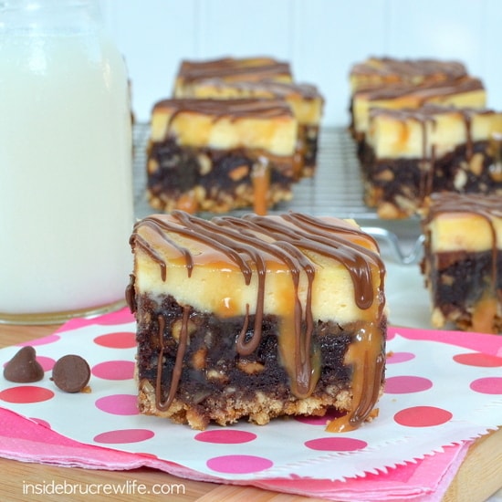 Take 5 Cheesecake Brownies - cheesecake brownies with a Take 5 candy bar twist https://insidebrucrewlife.com