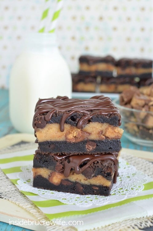 Dark chocolate cookie bars with a peanut butter cheesecake center...just yes!!!