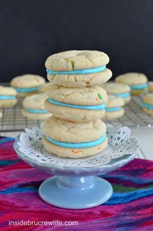 Cotton Candy Whoopie Pies - easy cake mix cookies filled with a Cotton Candy frosting https://insidebrucrewlife.com