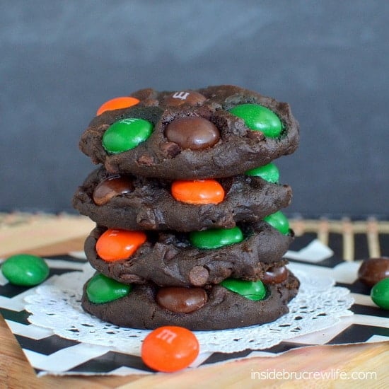 Dark Chocolate Mint M&M Cookie Recipe! - Never Ending Journeys