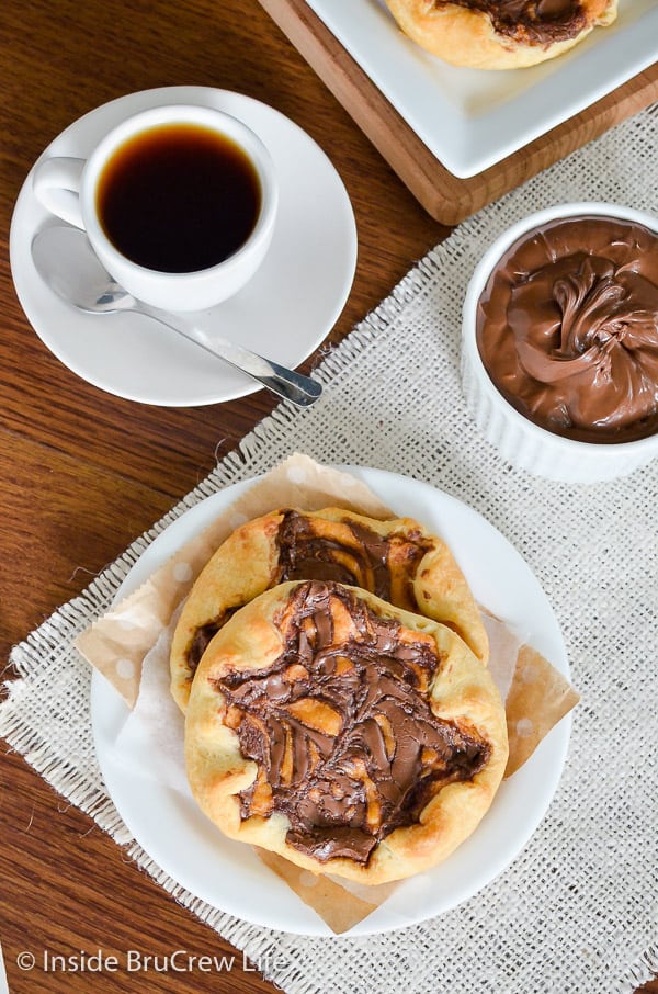 Pumpkin Nutella Cheesecake Danish - chocolate and pumpkin cheesecake swirls make these easy cream cheese pastries a fun fall breakfast treat!