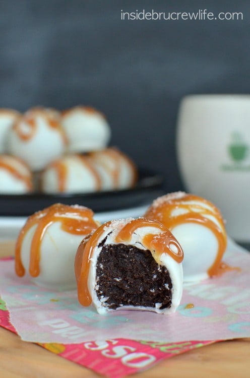 These No Bake mocha cookie dough truffles with white chocolate, caramel, and sea salt are amazing!  