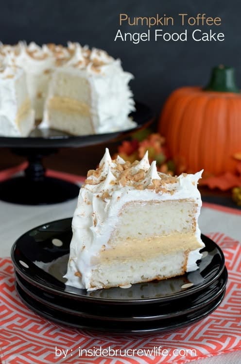 Pumpkin Toffee Angel Food Cake - creamy no bake pumpkin filling inside an angel food cake makes an impressive and easy recipe for dinner parties!