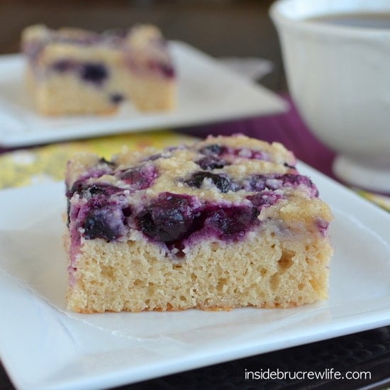 Blueberry Snack Cake from www.insidebrucrewlife.com - easy breakfast cake topped with blueberries and crumble topping