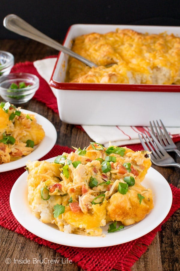 Fiesta Nacho Chicken Bake - this easy chicken casserole is loaded with cheese, veggies, and biscuits. Great comfort food recipe for cold nights!