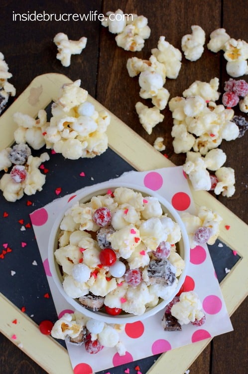 White Chocolate Peppermint Pattie Popcorn - the combo of chocolate covered popcorn and candy will have you devouring the whole bowl. Great snack mix recipe!