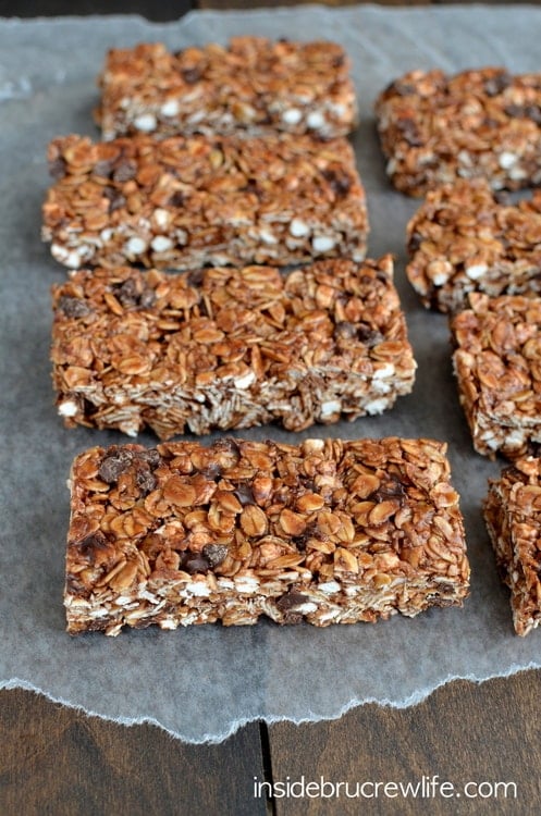 No Bake Nutella S'mores Granola Bars - easy no bake granola bars that are perfect for breakfast or as after school snacks