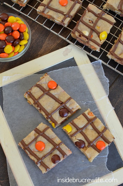 Peanut Butter Nutella Cookie Bars - peanut butter cookie bars with a swirl of Nutella and Reese's pieces