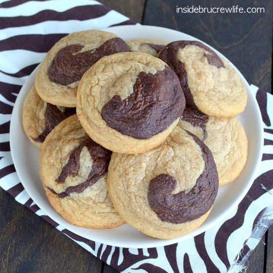 Chocolate Biscoff Swirl Cookies - chocolate and Biscoff cookie dough swirled into one fabulous cookie