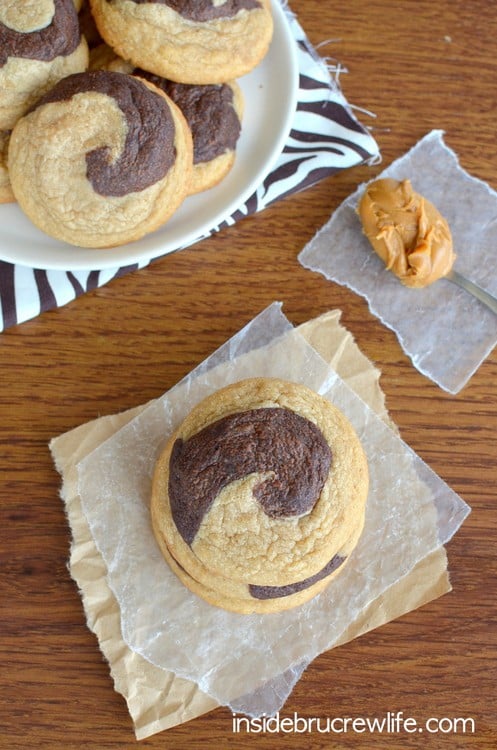 Chocolate Biscoff Swirl Cookies - chocolate and Biscoff cookie dough swirled into one fabulous cookie