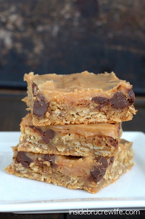 Peanut Butter Bars - easy peanut butter bars with a peanut butter glaze that everyone will love