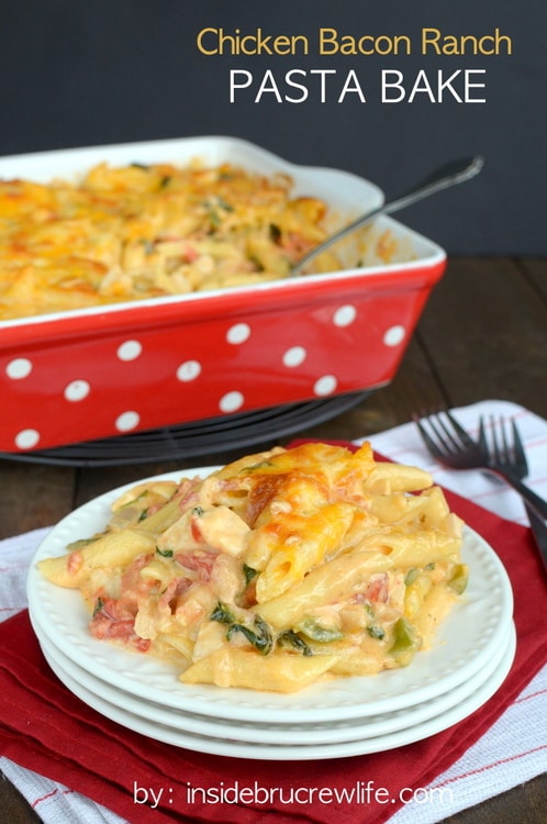 Chicken Bacon Ranch Pasta Bake - this easy pasta dinner is full of melted cheese, bacon, chicken, and veggies. Easy recipe to have on the table quickly! #pasta #chicken #bacon #comfortfood #dinner #cheesypasta