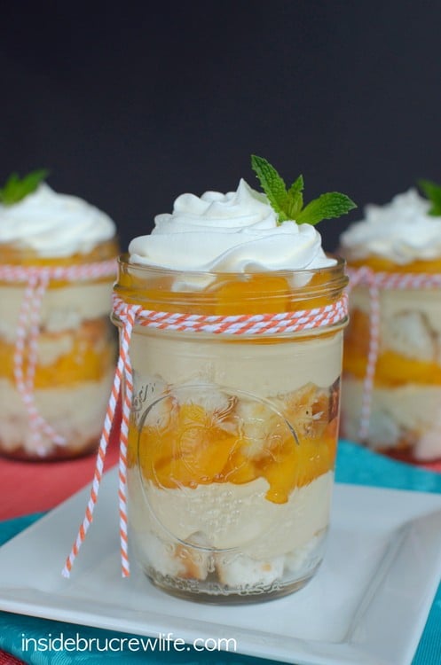 Peach Pie Cheesecake Parfaits - no bake parfaits are a great fancy dessert for a brunch or a picnic outside