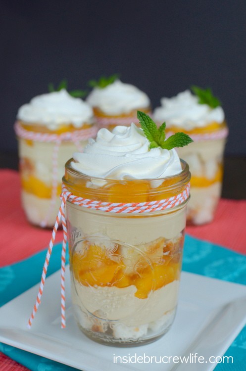 Peach Pie Cheesecake Parfaits - no bake parfaits are a great fancy dessert for a brunch or a picnic outside