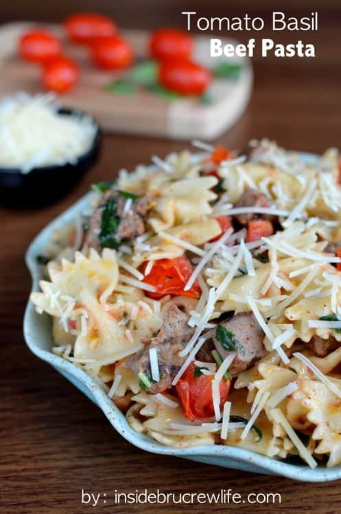 Tomato Basil Beef Pasta - cherry tomatoes, basil, and beef makes this pasta dinner a delicious meal in under 30 minutes