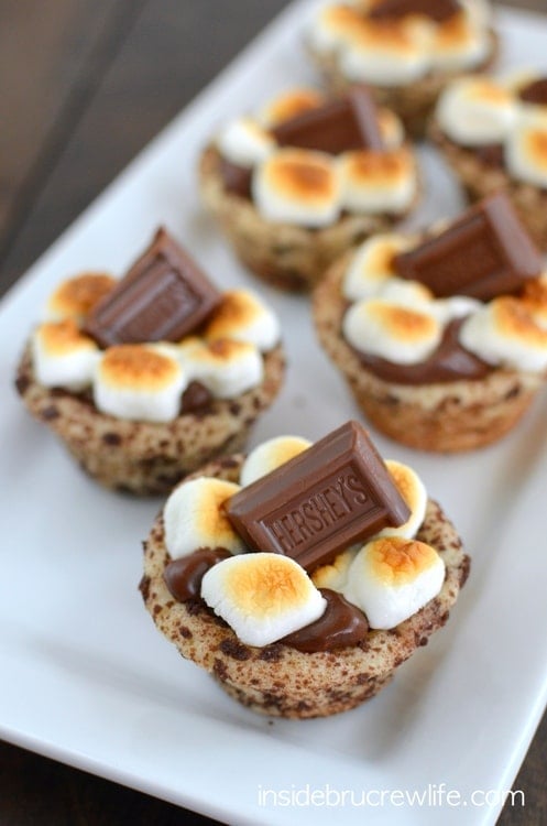 These cookie cups are an easy way to enjoy a s'mores without the mess of a campfire. So delicious and fun!