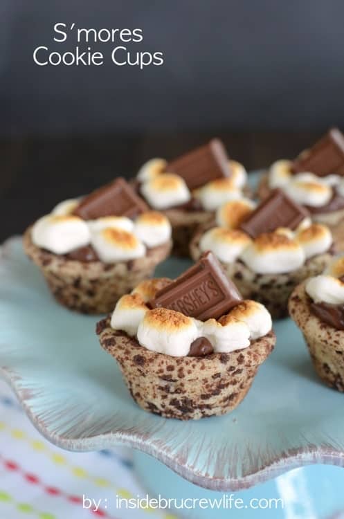 These cookie cups are an easy way to enjoy a s'mores without the mess of a campfire. So delicious and fun!