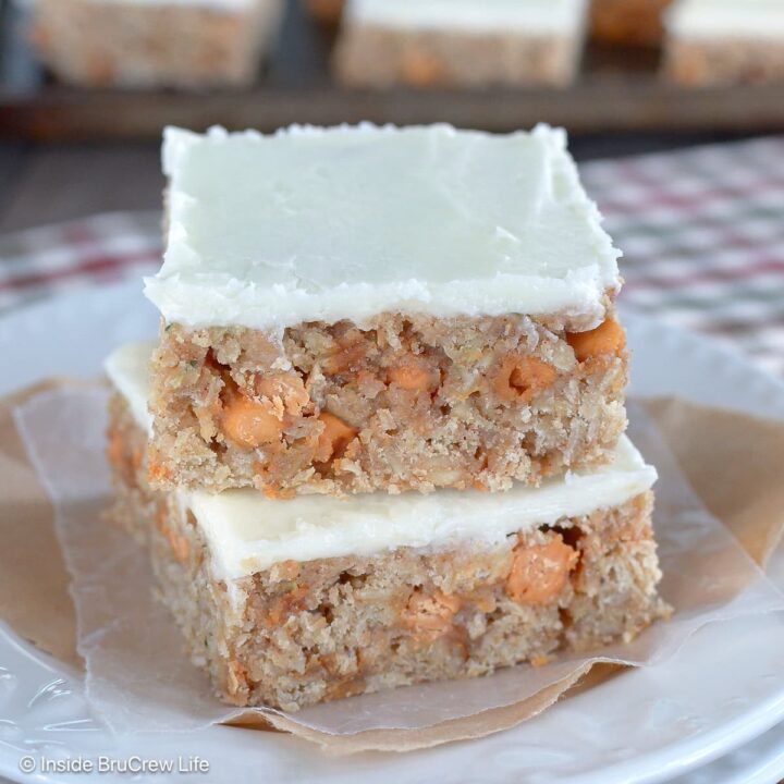 A white plate with zucchini oat bars on it.