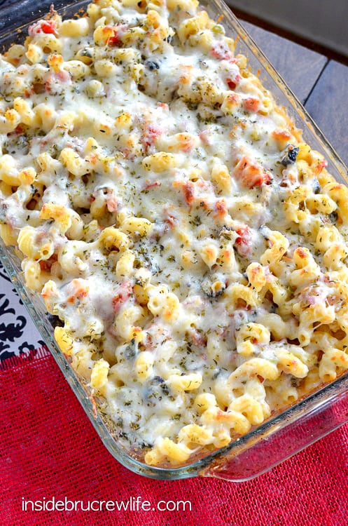 Overhead picture of a pan of cheesy veggie pasta bake