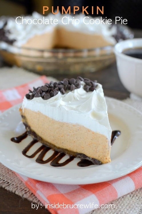 No bake pumpkin mousse inside a chocolate chip cookie crust is the best fall pie!