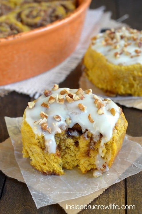 Easy no yeast cinnamon rolls full of pumpkin and pecan goodness and covered in cream cheese frosting! You are going to love these!