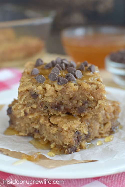 Peanut Butter Chocolate Chip Baked Oatmeal 