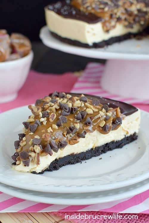 Chocolate Caramel Cheesecake Tart - caramel cheesecake, gooey caramel, and chocolate chips come together to make one amazing dessert tart! Make this recipe and watch it disappear!