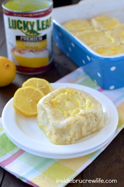 These easy no yeast sweet rolls are filled with lemon cheesecake filling and drizzled with lemon glaze! Perfect breakfast or brunch idea!