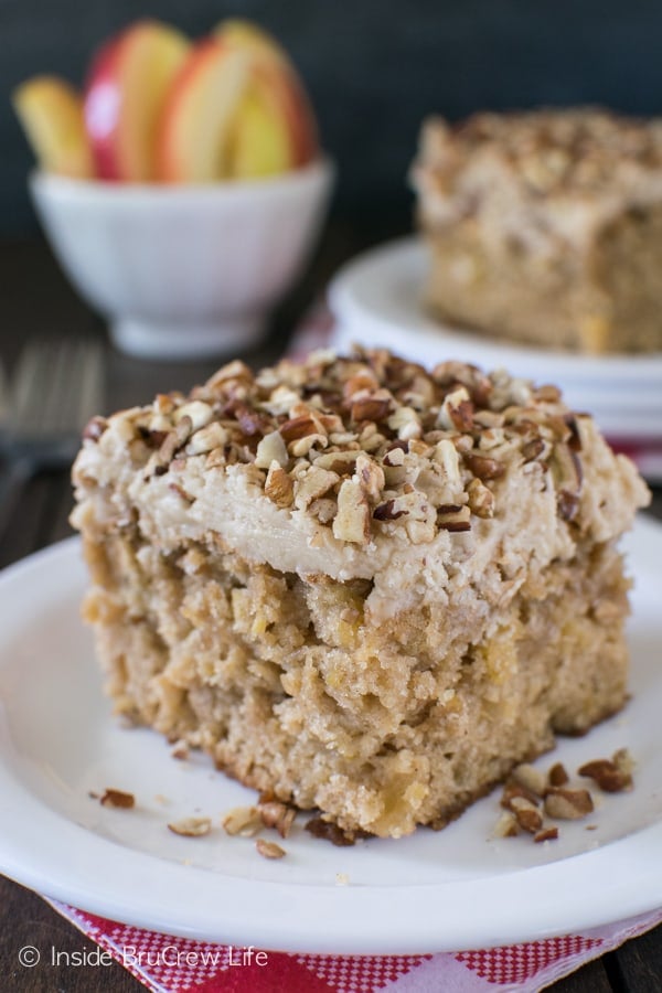 Apple Praline Cake 