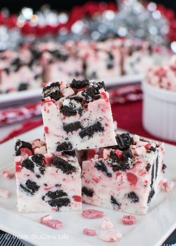 This easy Peppermint Cookies and Cream Fudge has lots of cookie chunks and peppermint chips. This fudge will be a pretty addition to your Christmas dessert trays.